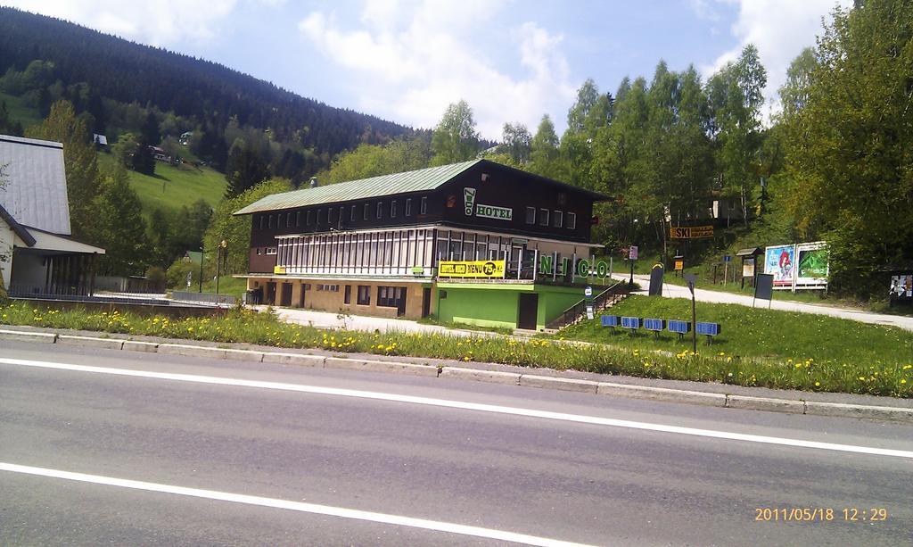 Hotel Nico Špindlerŭv Mlýn Ngoại thất bức ảnh